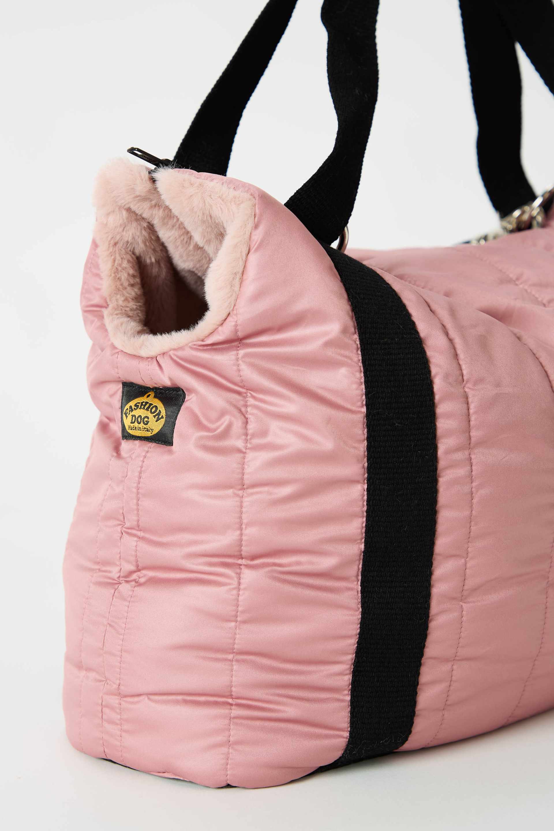 Carrier bag with faux fur lining pink