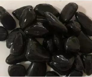 Nuber Aquarienkies Natural Black Island 3 - 5 cm