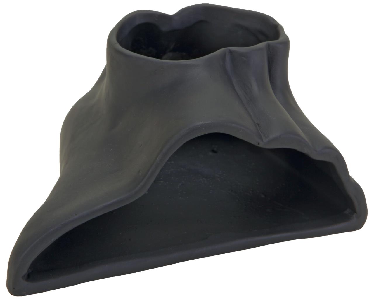 Undergravel fish tunnel