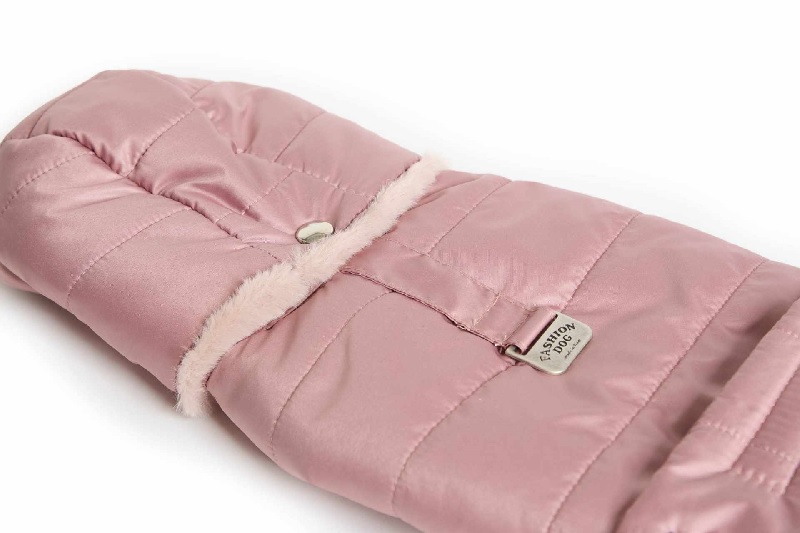 Quilted coat with detachable hood and faux fur lining pink