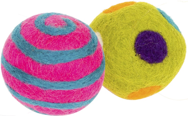 Wool cat balls
