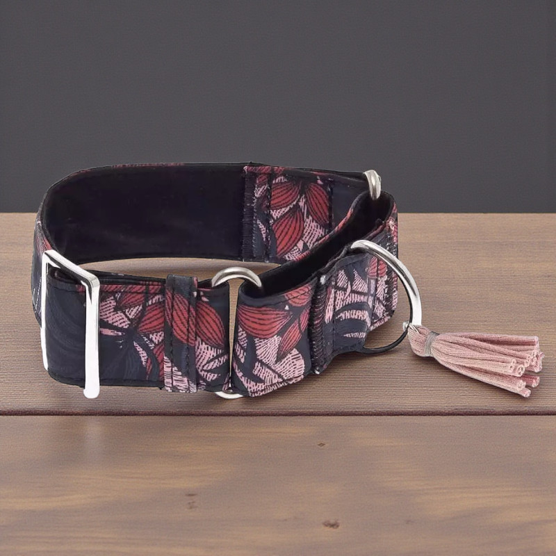 Martingale dog collar black