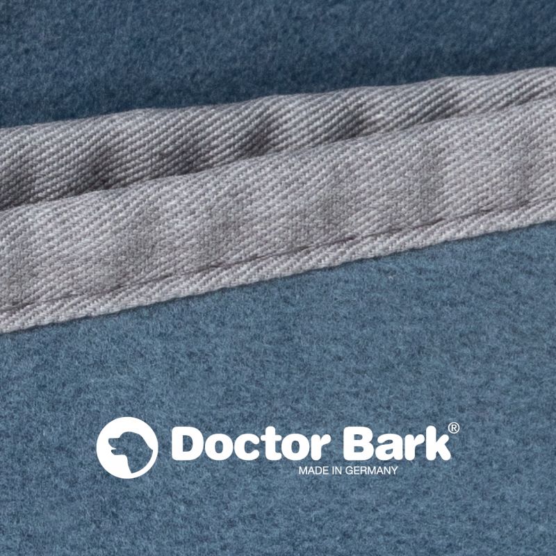 Doctor Bark - Kuscheldecke
