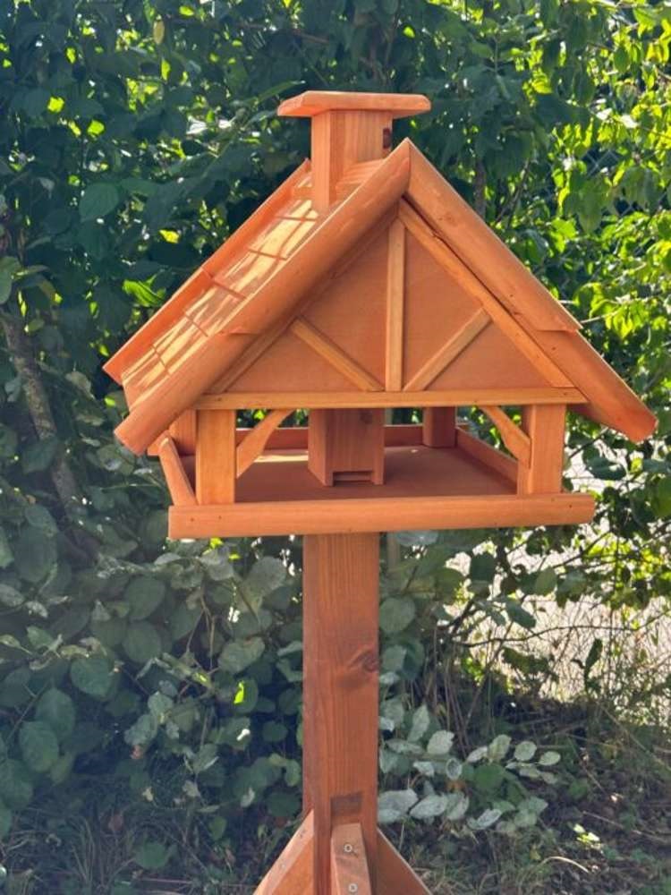 Alpine chalet birdhouse - without stand