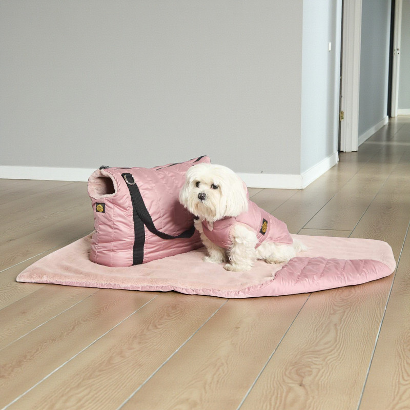 Carrier bag with faux fur lining pink