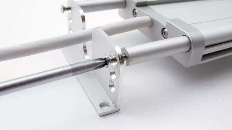 Daytime Insertion / adaptateur à visser