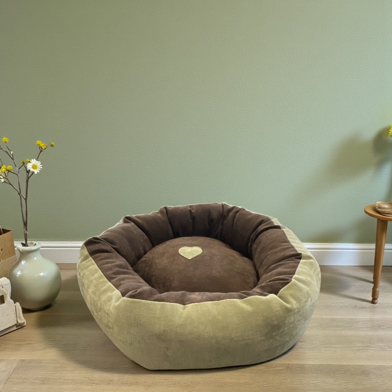 Round cuddly bed Ø 50 cm - with heart