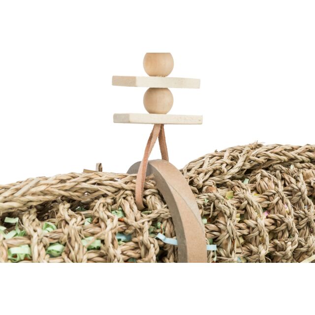 Seegrasspielzeug mit Papierschnitzel