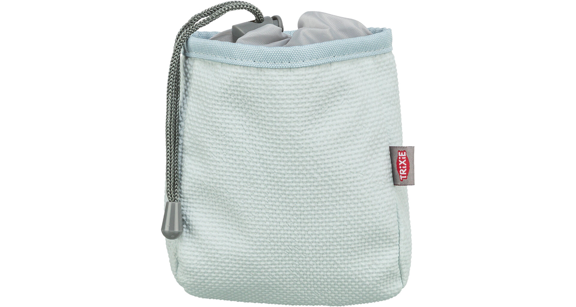 Hellblaue, strukturierte Leckerlitasche/Utensilientasche mit Kordelzugverschluss. Waffelähnliche Textur, hellgraues Futter. Graues Kordelband mit Stopper zum sicheren Verschließen. Rechts kleines rotes TRIXIE-Label.