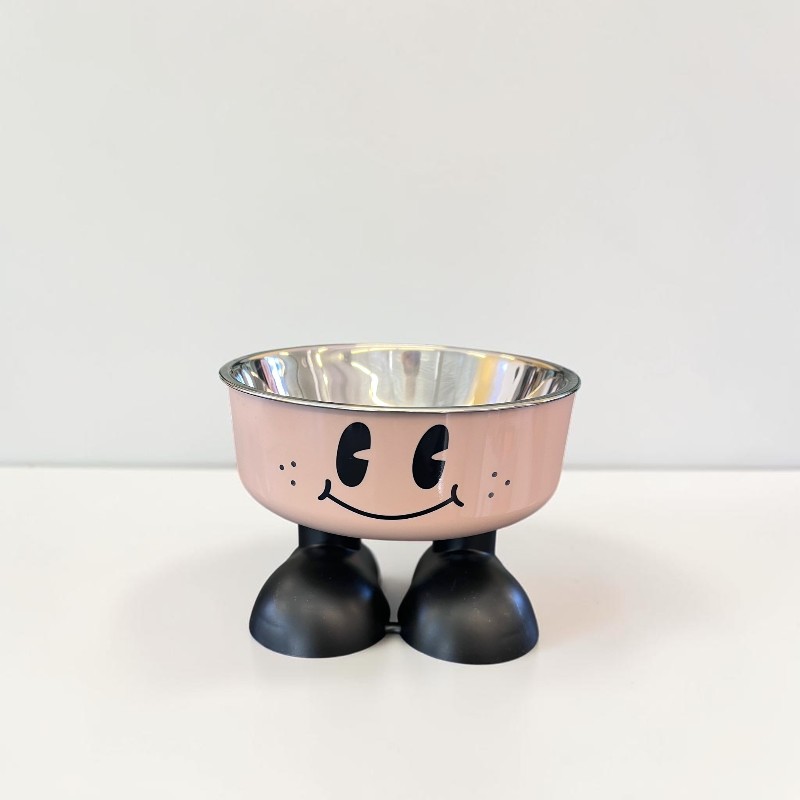 Edelstahlnapf auf Füssen