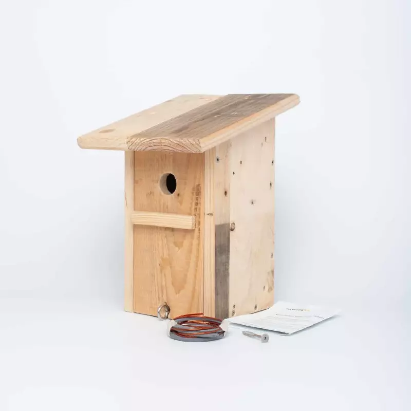 Nesting box from recyclingArt
