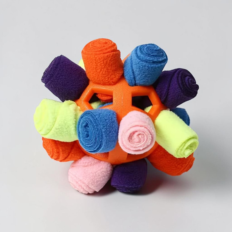 Schnüffelball /Fleece im Lochball klein