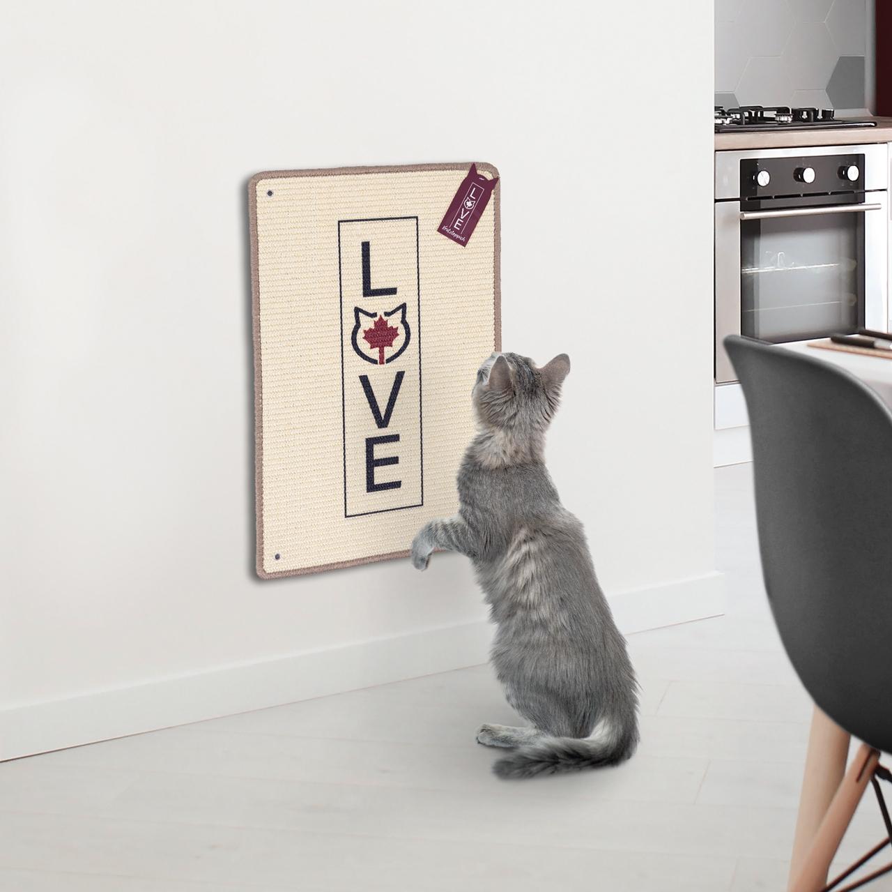 Scratching rug for the wall - beige