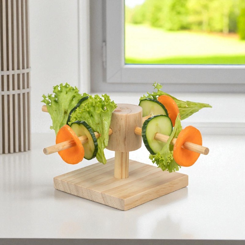 Wooden feeding carousel