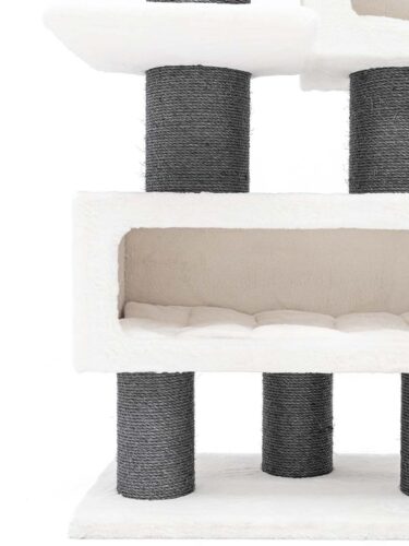 Tiragraffi a più piani per gatti nei colori bianco e grigio scuro. Morbido peluche soffice sui ripiani e accogliente cuccia con cuscino trapuntato color crema. Colonne rivestite in sisal scuro.