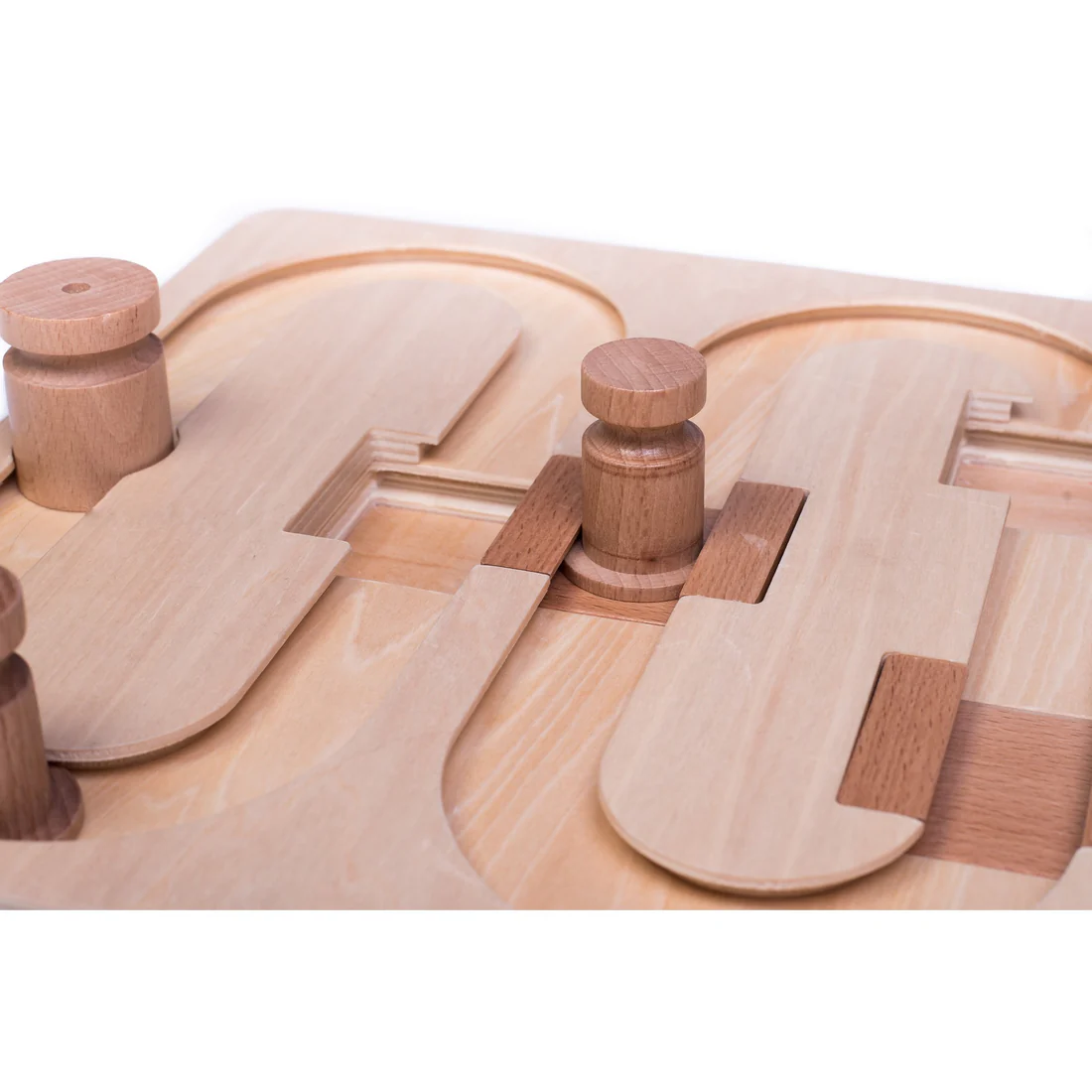 Holzspielzeug Agent 008:  Intelligenzspiel für Hunde mit Schiebern und Spielsteinen.