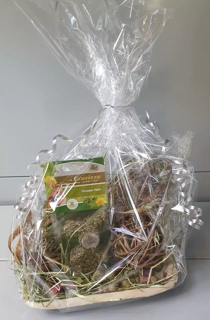 Easter basket for rodents and rabbits