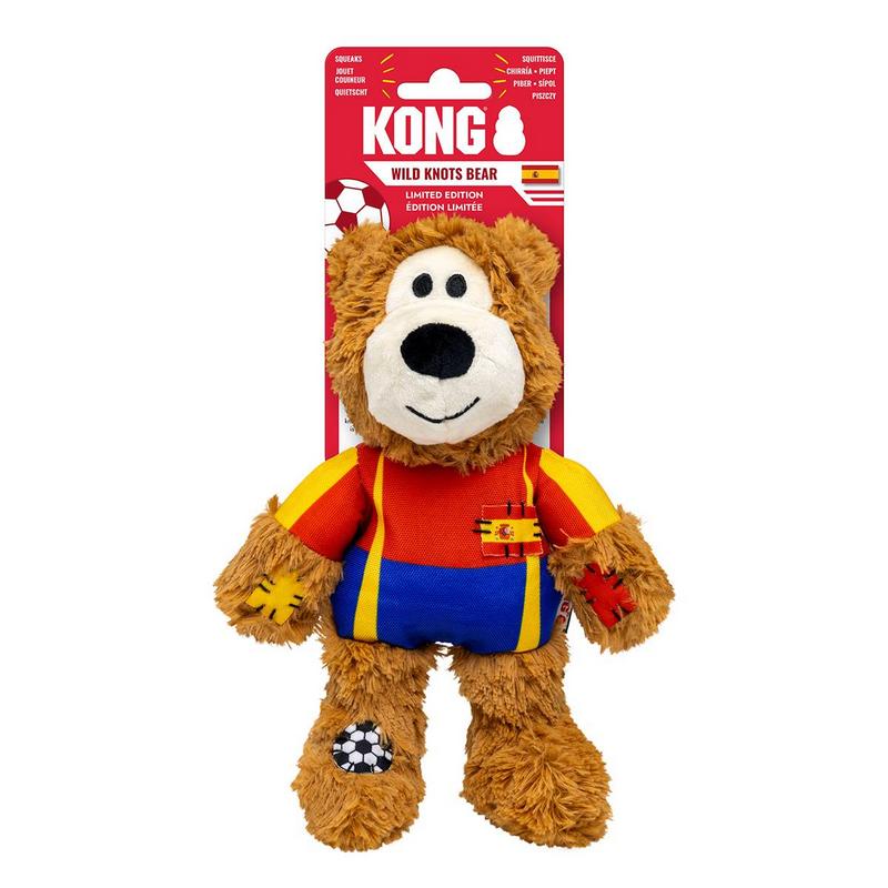 Orsacchiotto di peluche Kong marrone con divisa della nazionale spagnola di calcio: maglia rosso-gialla, pantaloncini blu, bandiera sul petto. Toppa col simbolo del calcio sul piede sinistro. Edizione limitata, appeso a confezione rossa.